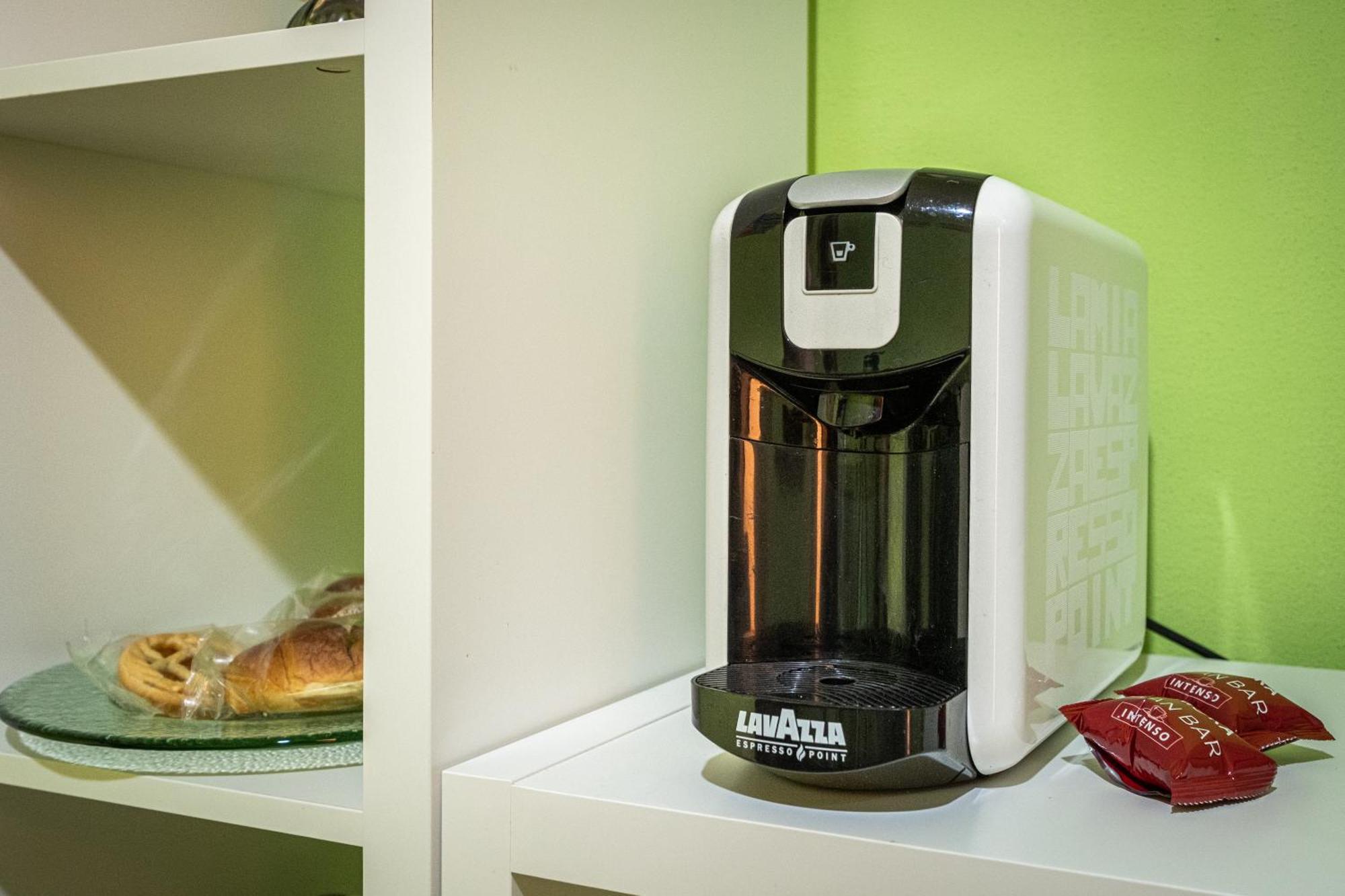 Butterfly Apartment Cagliari - Self Check-In, No Kitchen Exteriör bild